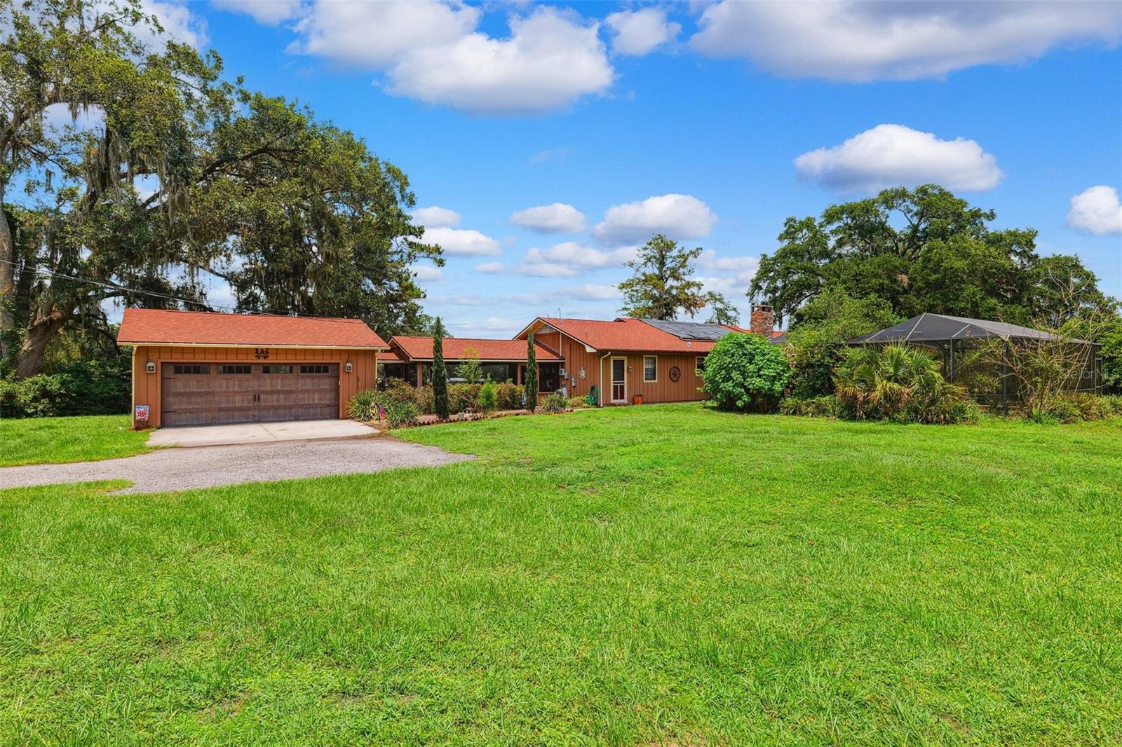 20480 LAKE LINDSEY ROAD