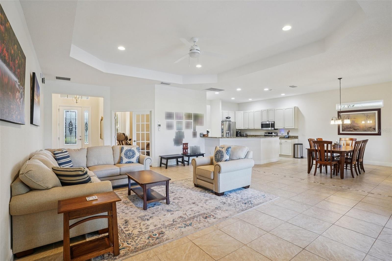 LAKESIDE LANDINGS - Residential