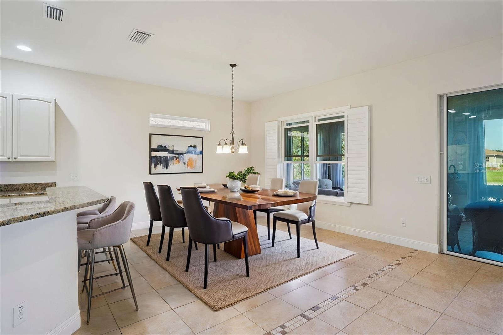 LAKESIDE LANDINGS - Residential