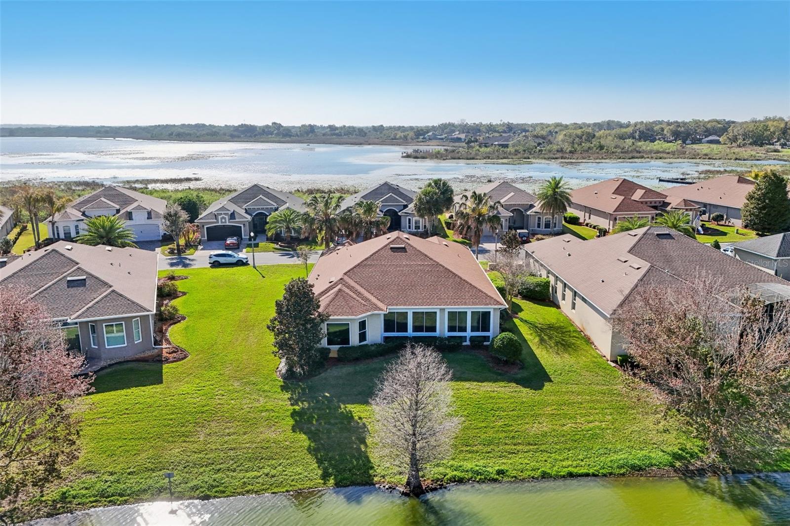 LAKESIDE LANDINGS - Residential