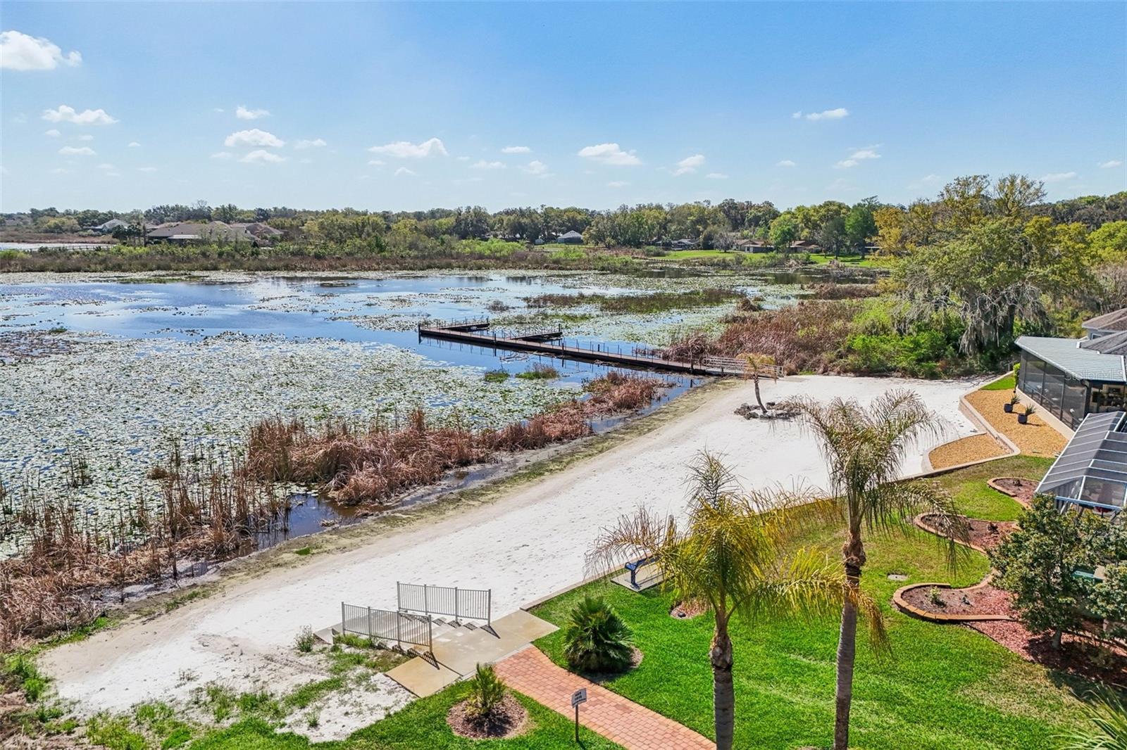 LAKESIDE LANDINGS - Residential