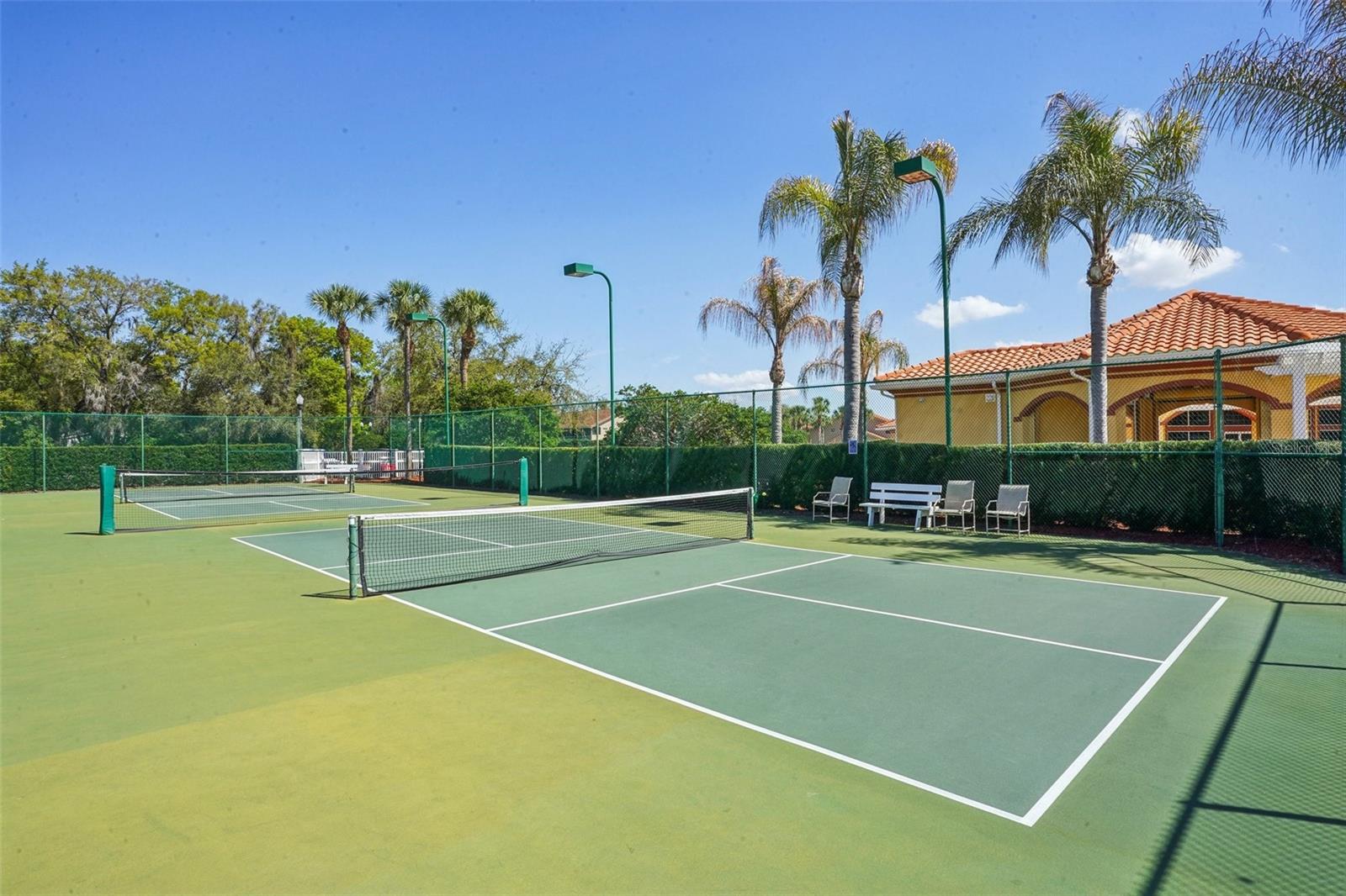 LAKESIDE LANDINGS - Residential