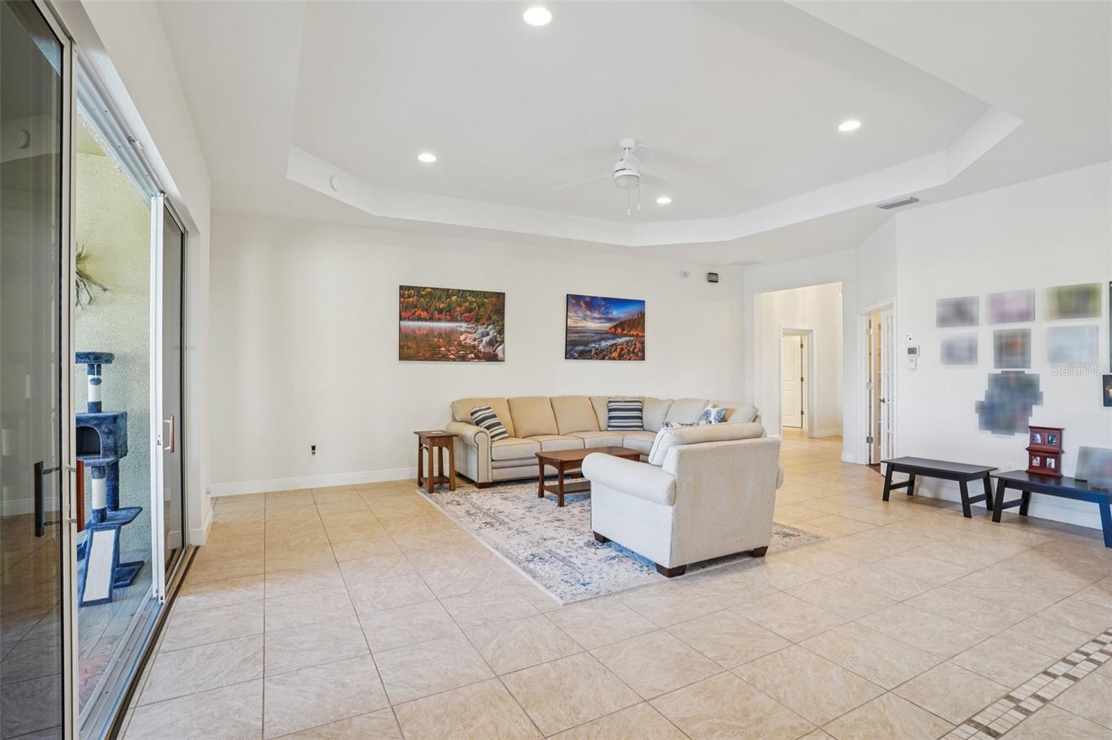 LAKESIDE LANDINGS - Residential