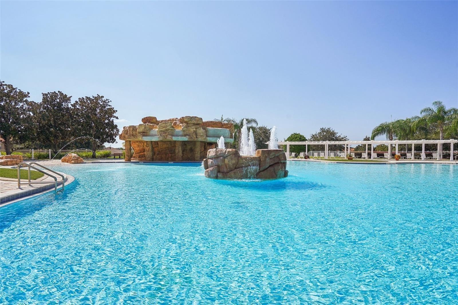 LAKESIDE LANDINGS - Residential