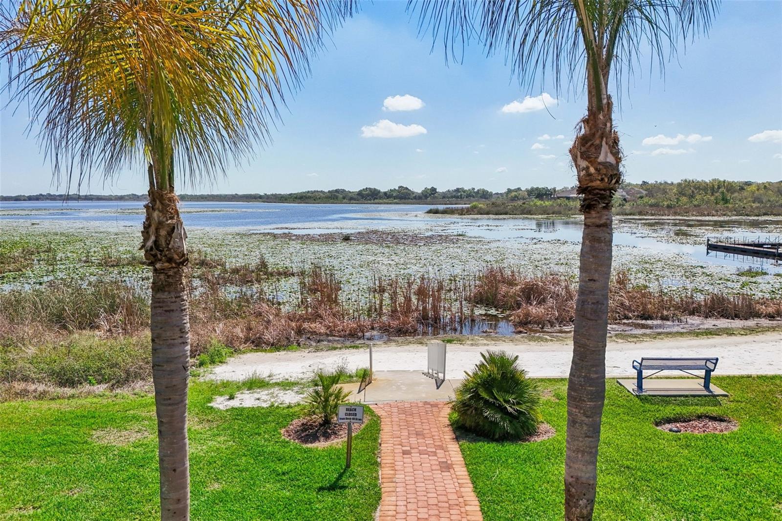 LAKESIDE LANDINGS - Residential