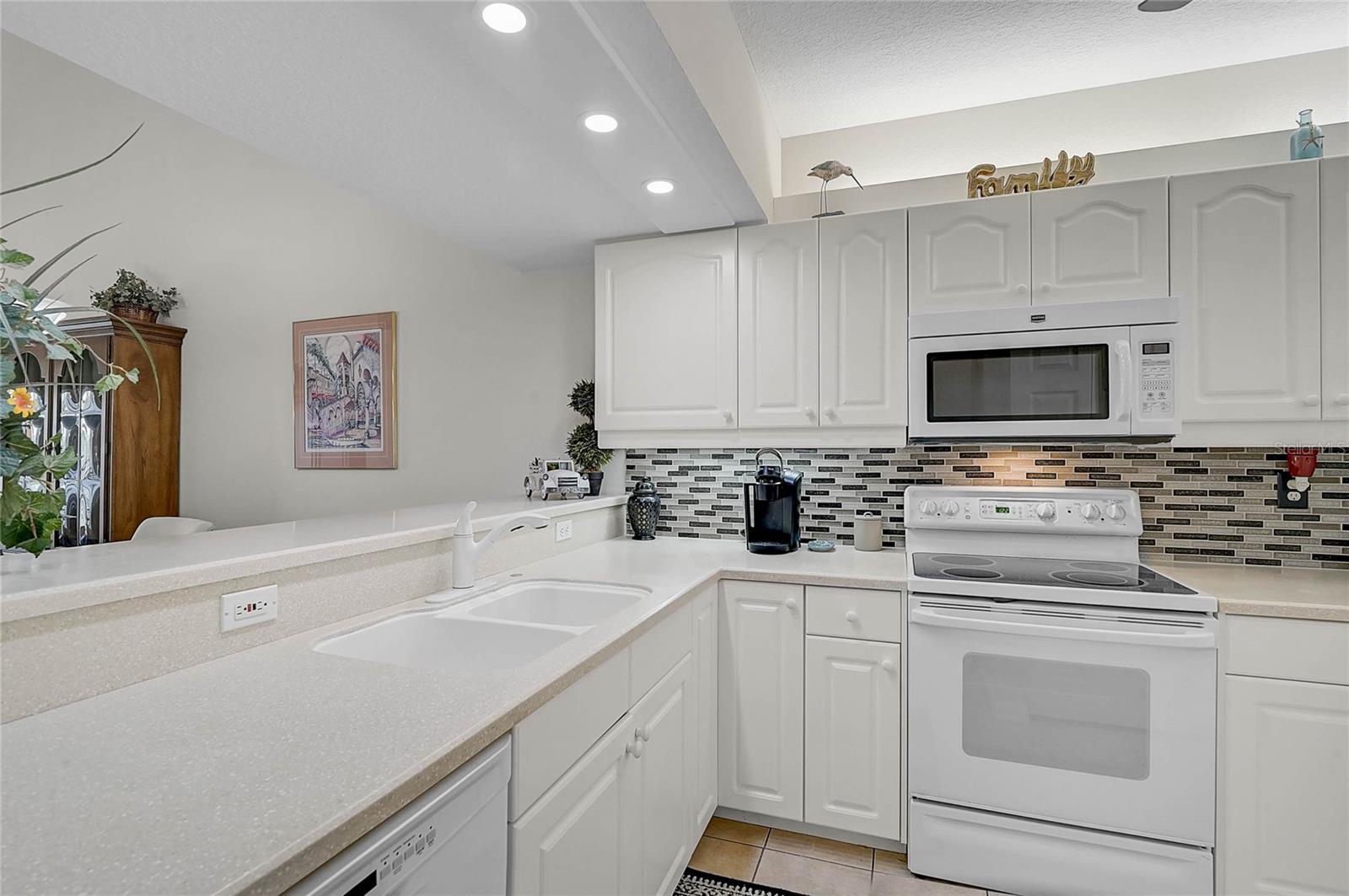 GARDENS 06 AT WATERSIDE VILLAGE - Residential