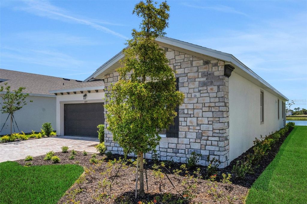 Photo of 17035 Cottontail Circle, Punta Gorda, FL 33982 (MLS # G5105781)