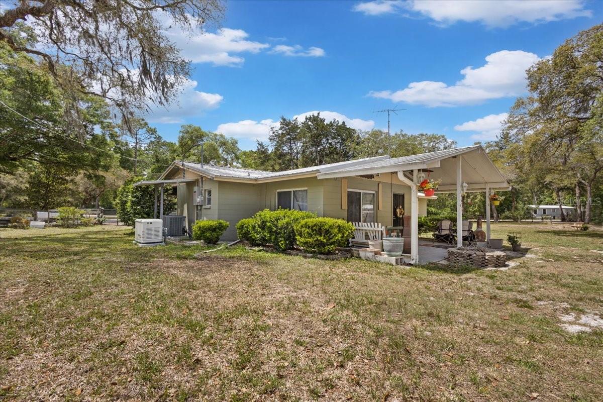 THE OAKS - Residential