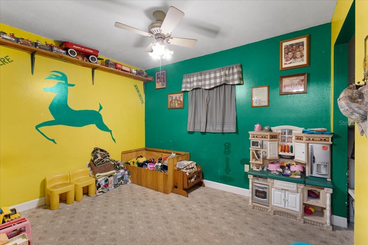 THE OAKS - Residential