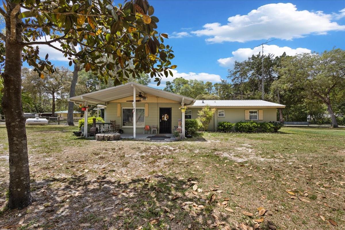 THE OAKS - Residential