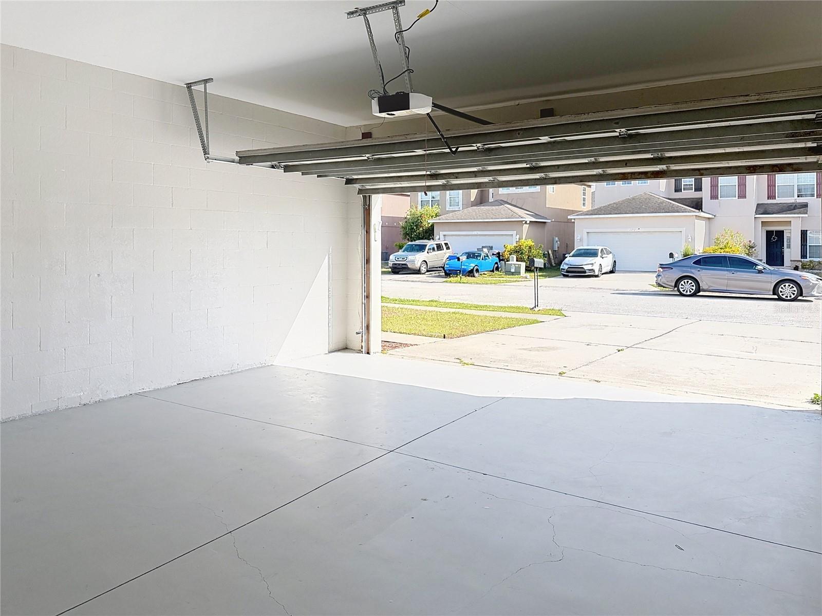 DUNDEE STATION - Residential