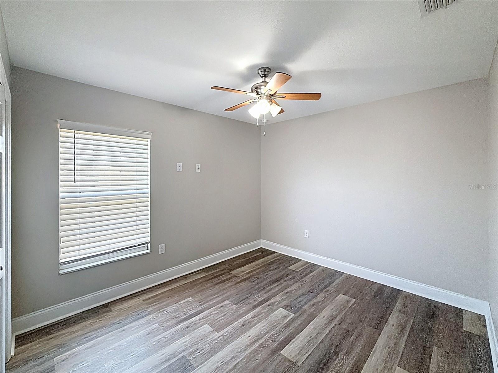 DUNDEE STATION - Residential