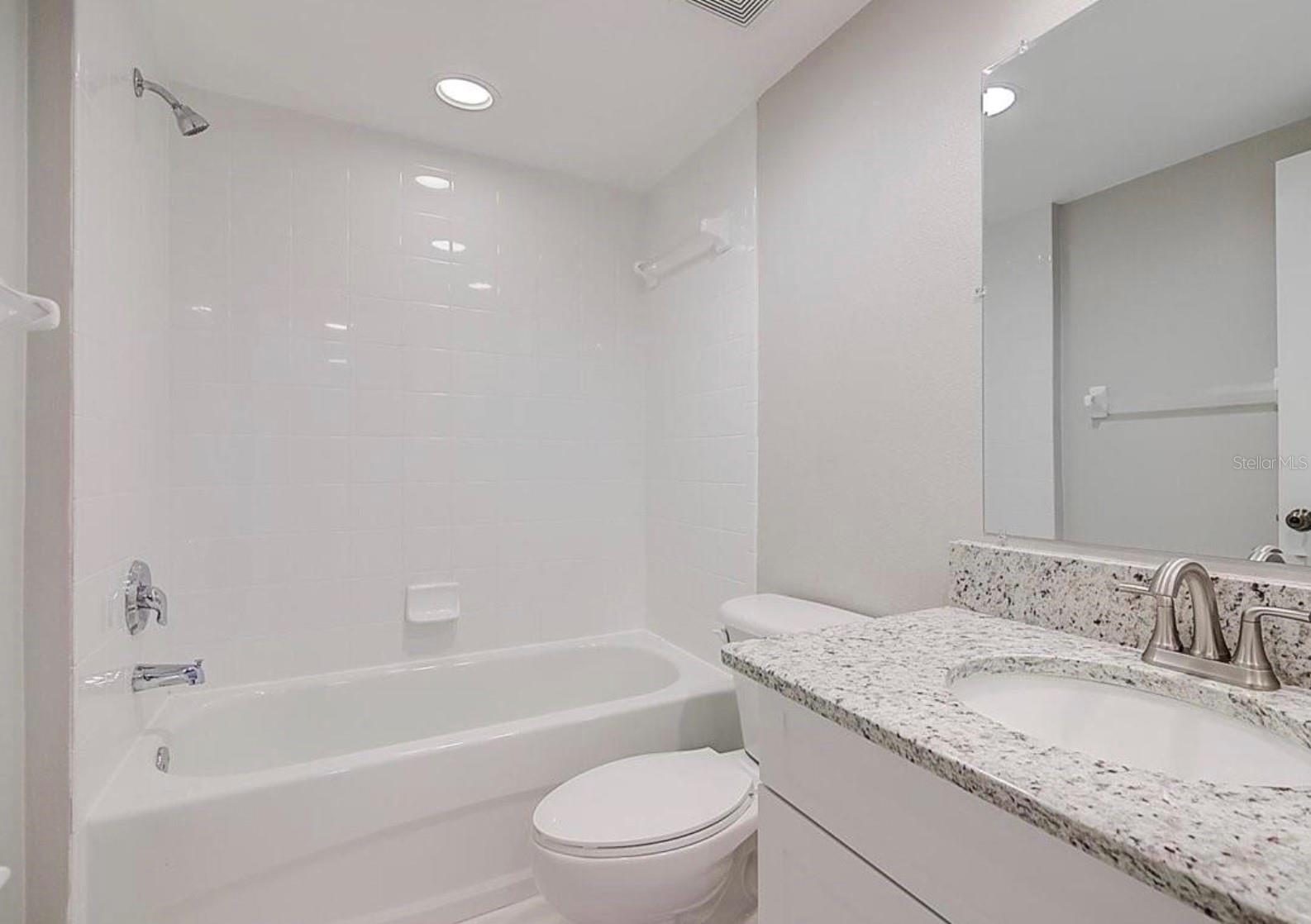 GOLF LAKE CONDO V AT EAST BAY - Residential Lease