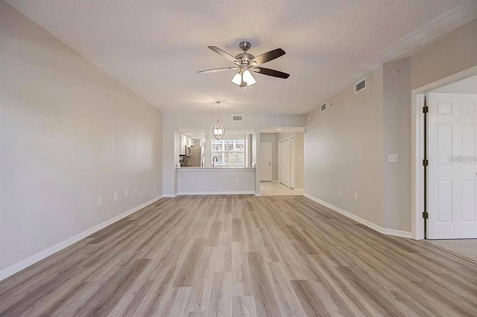 GOLF LAKE CONDO V AT EAST BAY - Residential Lease