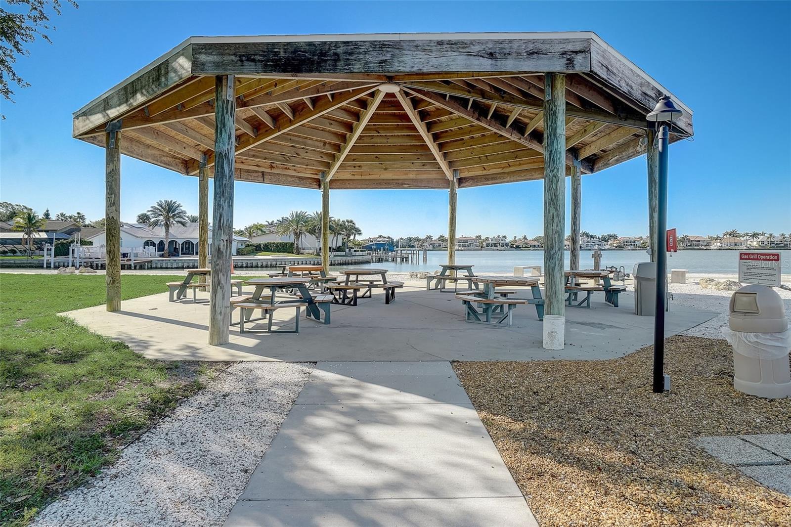 BAYWAY ISLES POINT BRITTANY TWO - Residential Lease