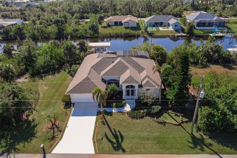 A home in PORT CHARLOTTE