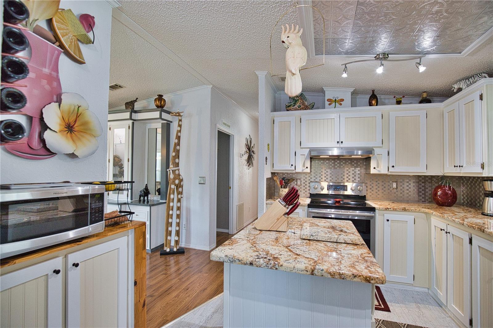 LA CASA MHP CO-OP - Residential