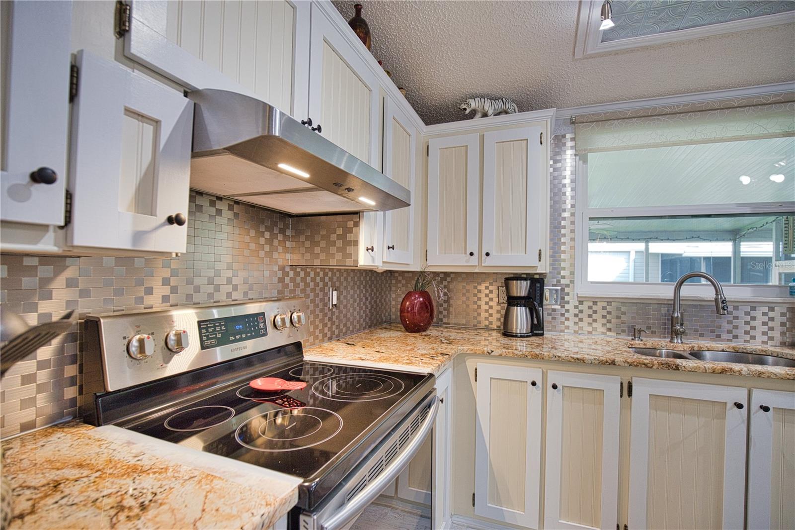 LA CASA MHP CO-OP - Residential