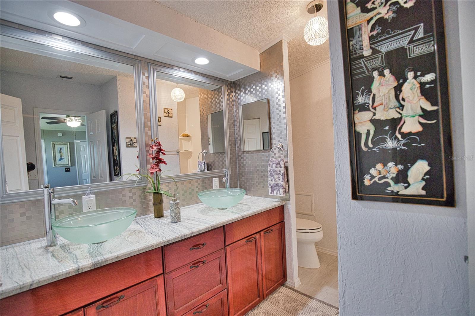 LA CASA MHP CO-OP - Residential