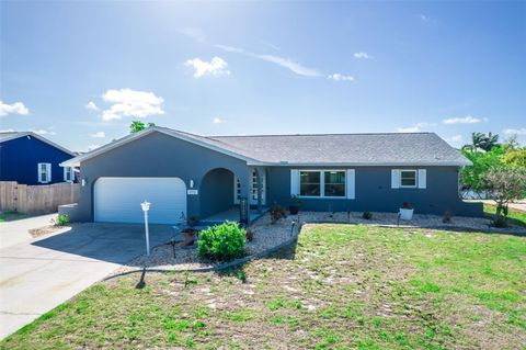 Photo of 910 Eagle Lane, Apollo Beach, FL 33572 (MLS # TB8499645)