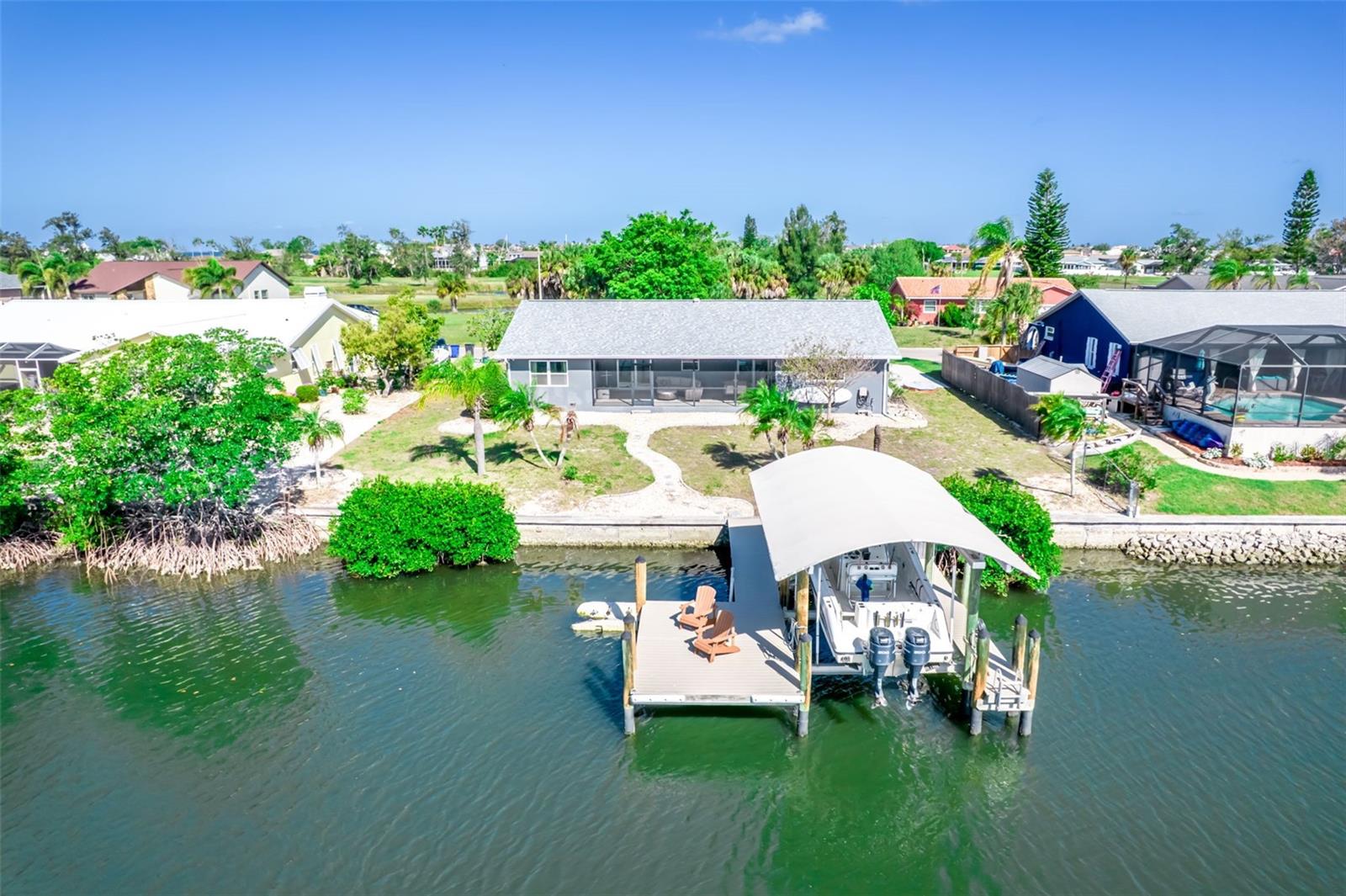 APOLLO BEACH UNIT SIX - Residential