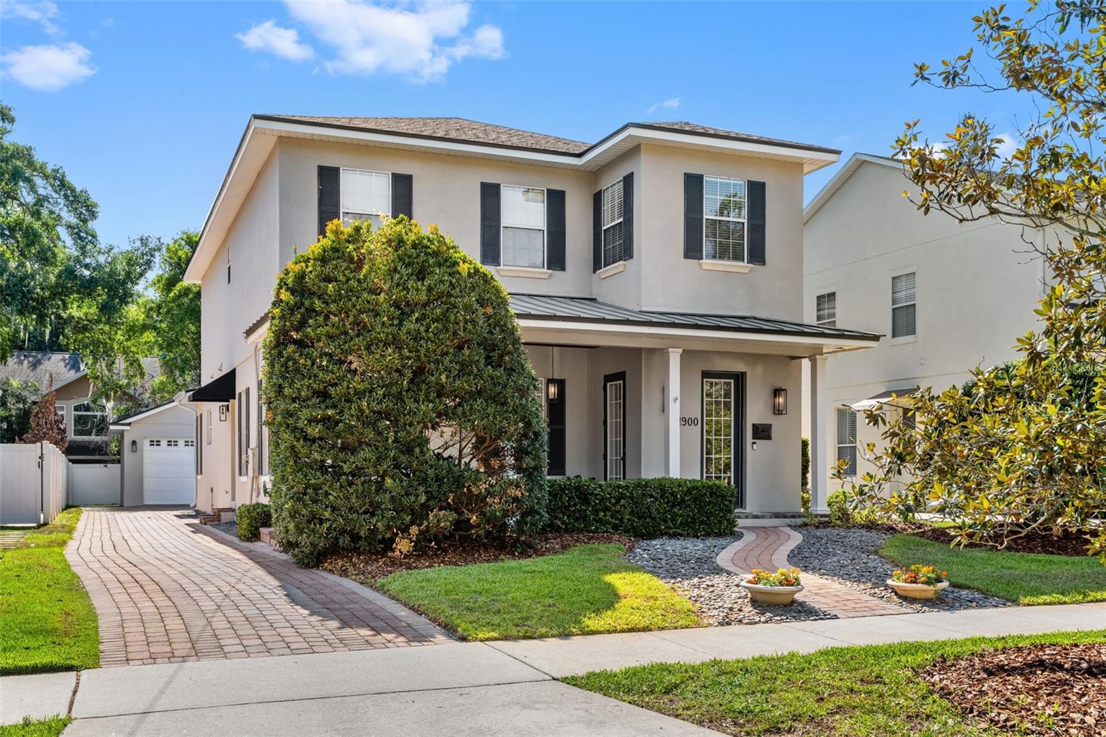 IVANHOE SHORES - Residential