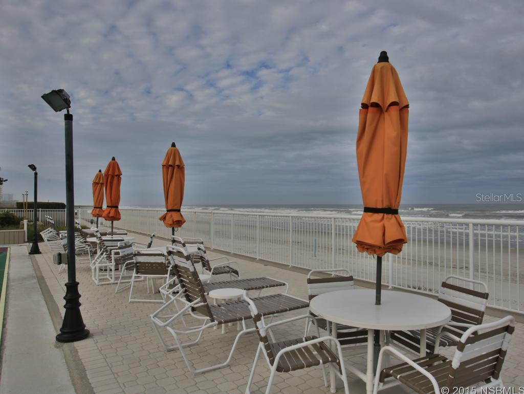 Pelican - Residential