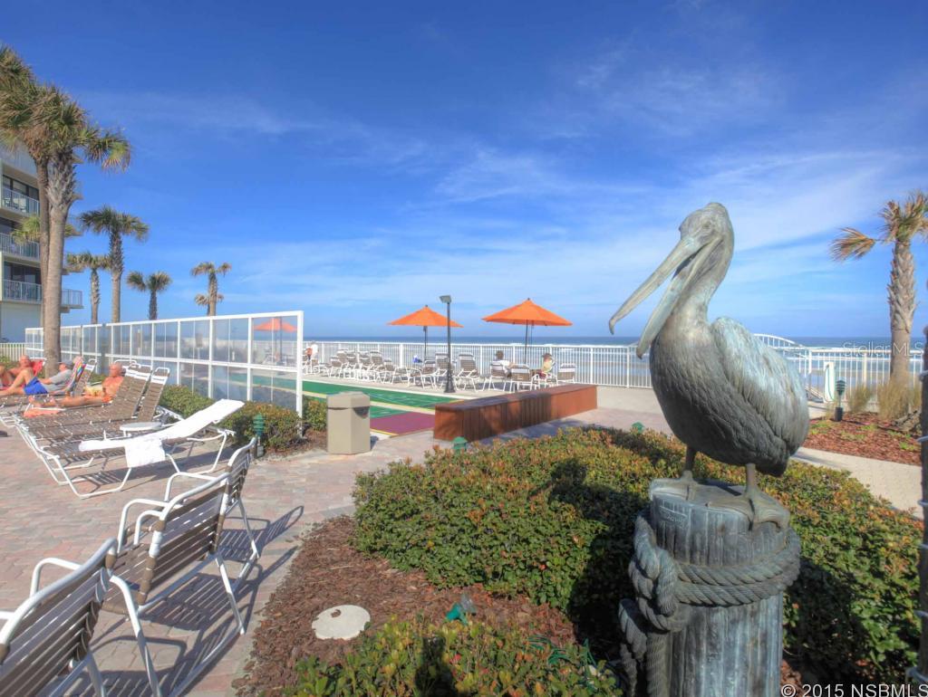 Pelican - Residential