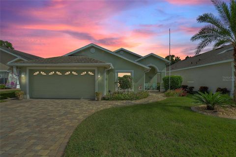 Photo of 537 Ridge View Dr, Davenport, FL 33837 (MLS # S5136837)