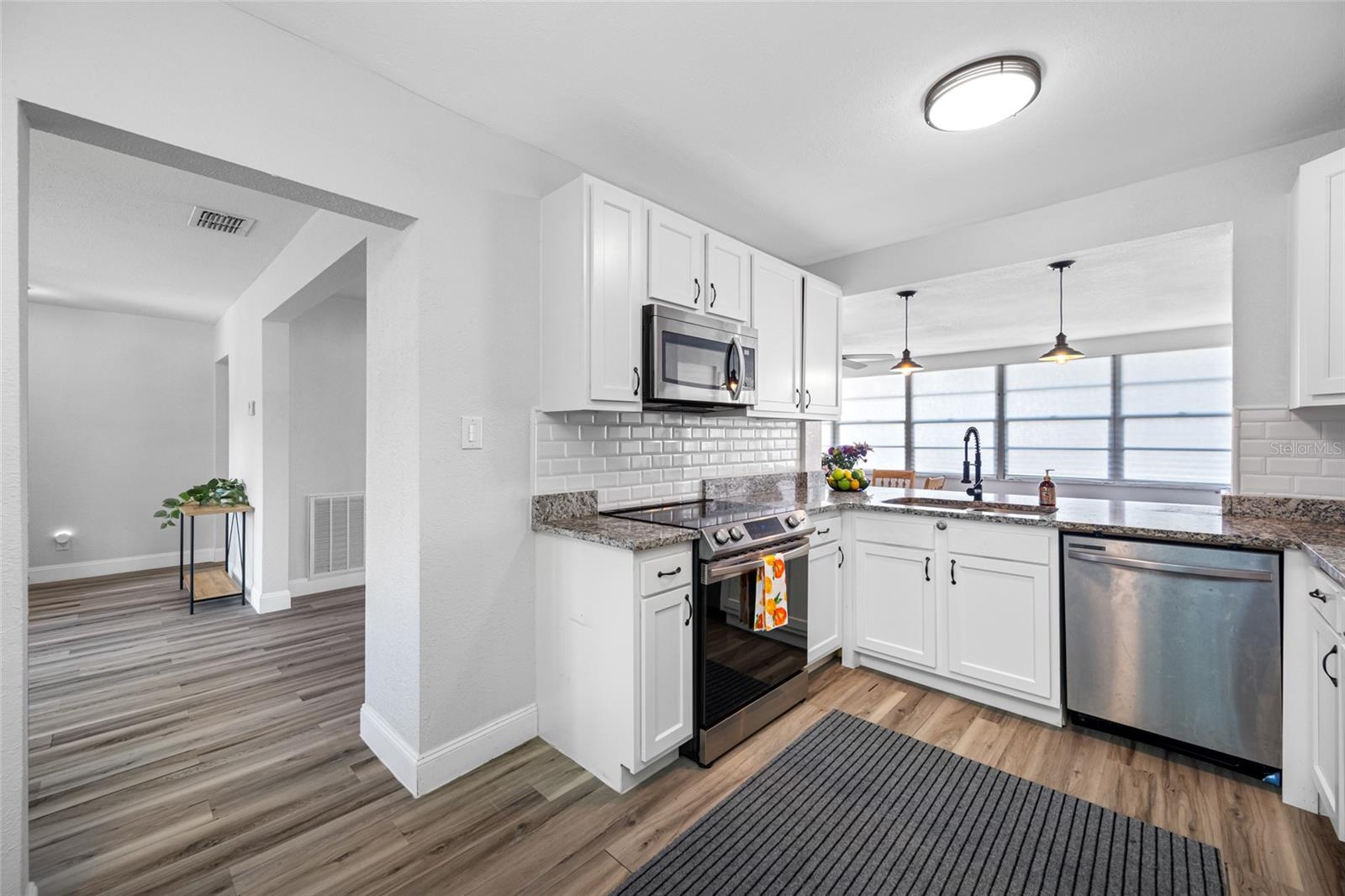 2829 9TH AVENUE W