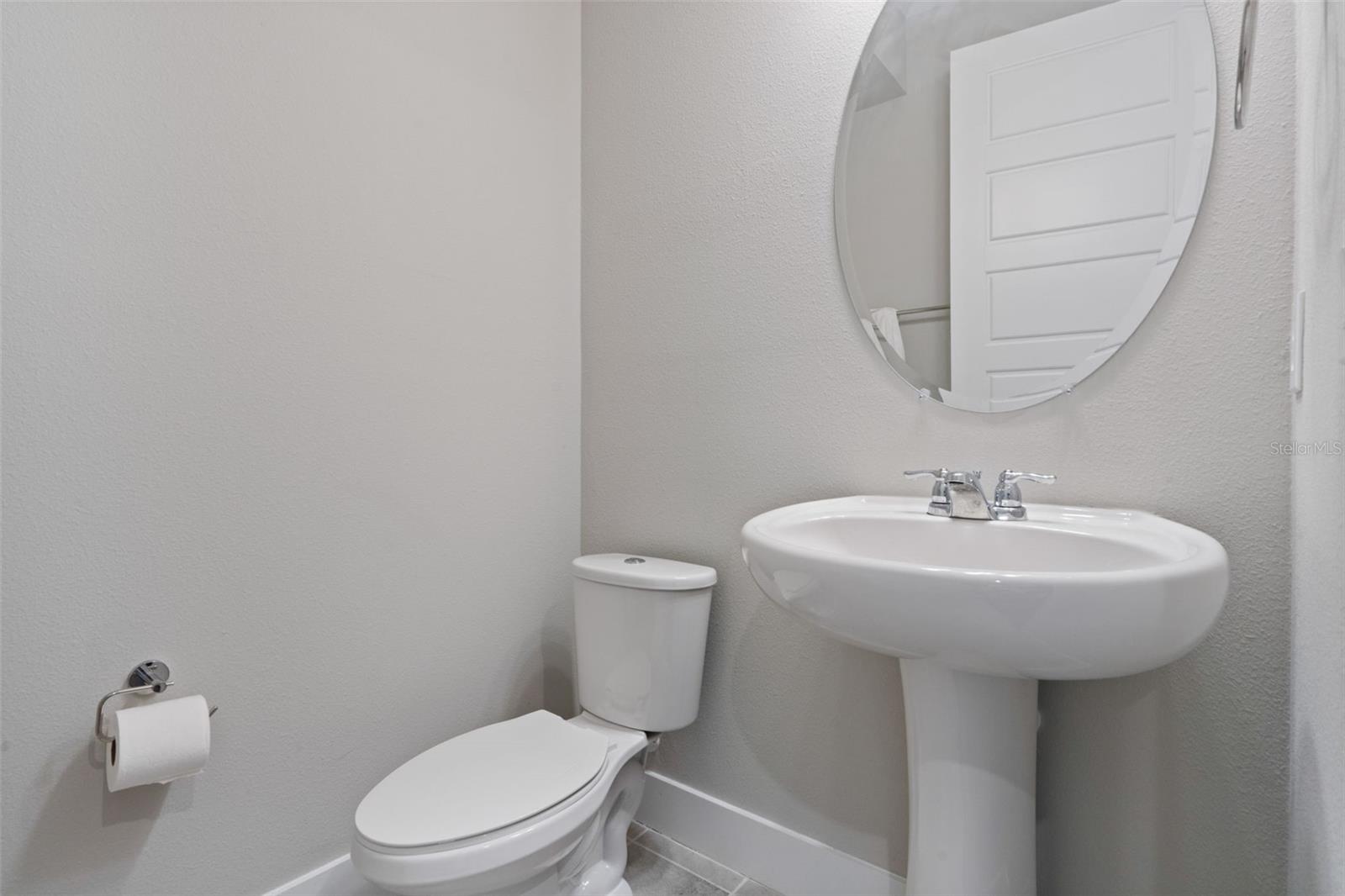 HIGHLAND RDG - Residential Lease