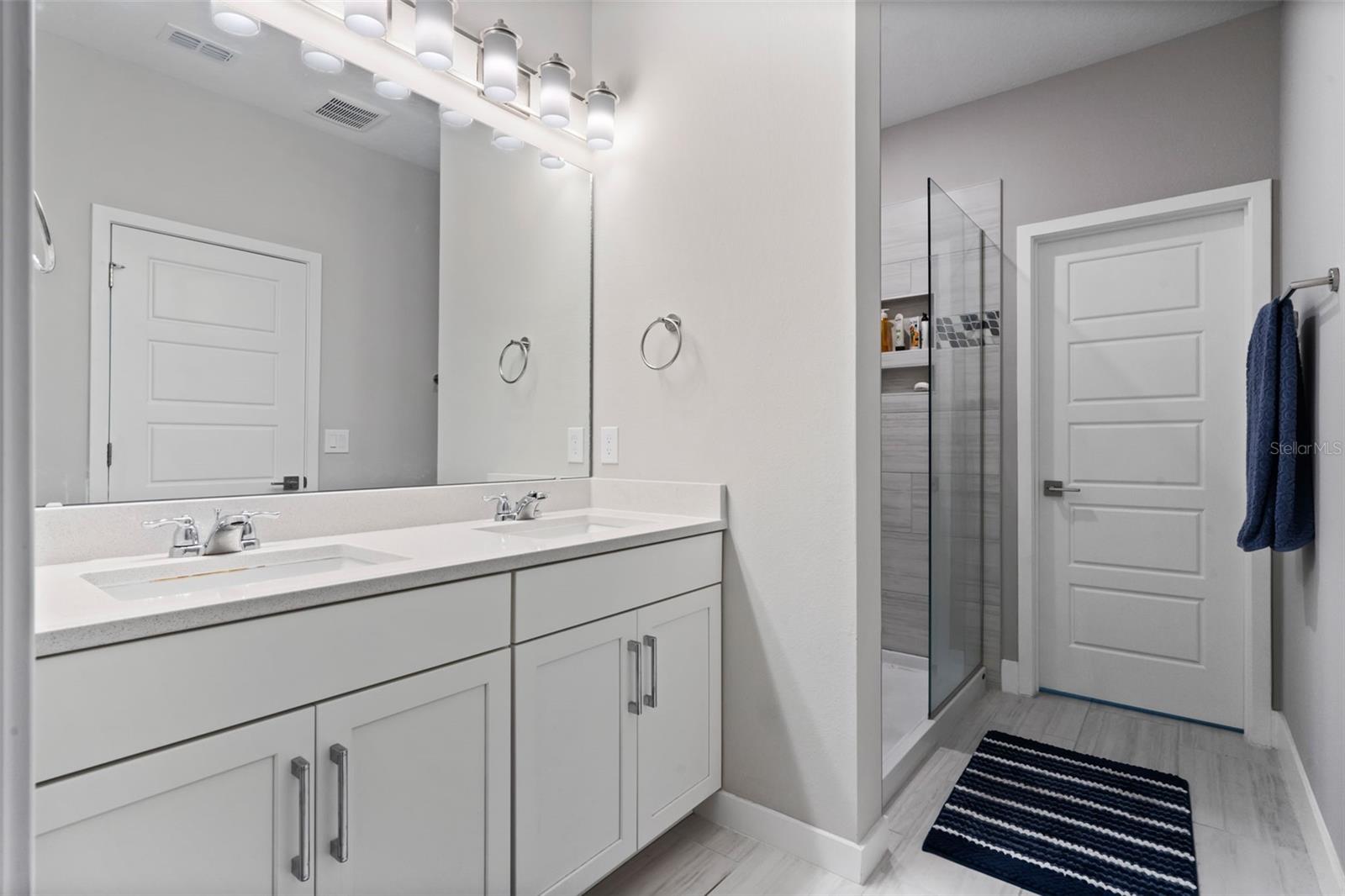 HIGHLAND RDG - Residential Lease