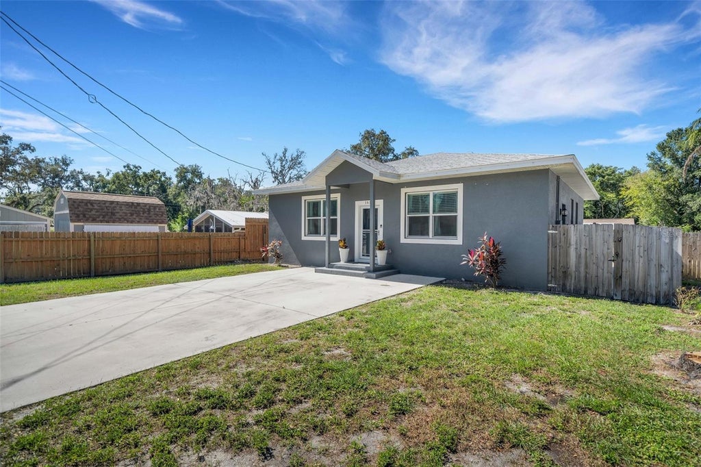 Photo of 1615 Wilmar Avenue, Tarpon Springs, FL 34689 (MLS # TB8560513)
