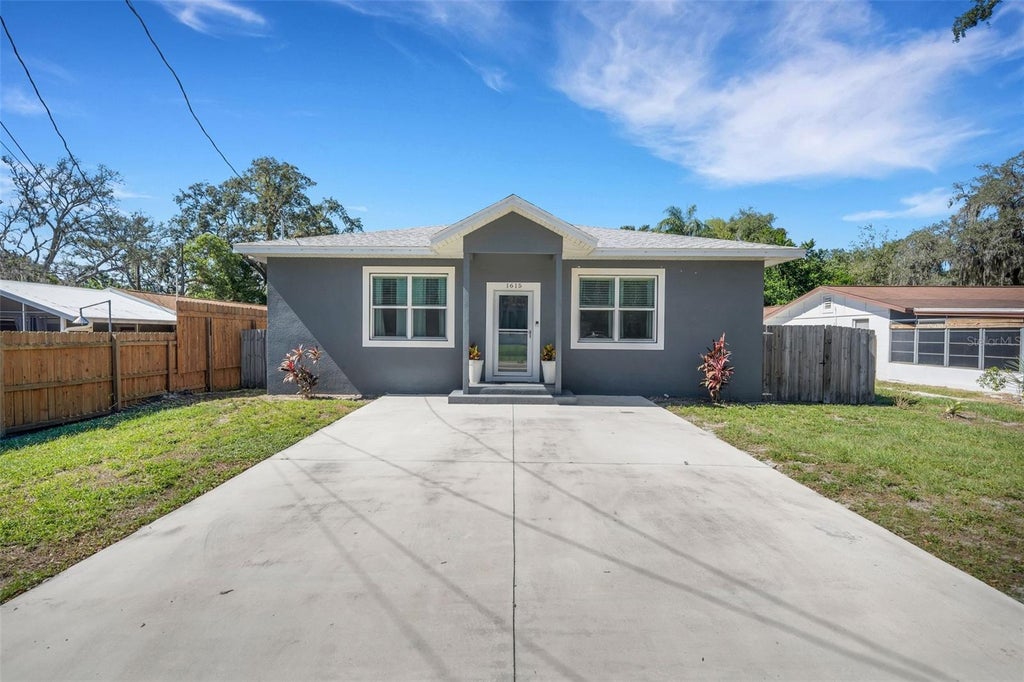 Photo of 1615 Wilmar Avenue, Tarpon Springs, FL 34689 (MLS # TB8560513)