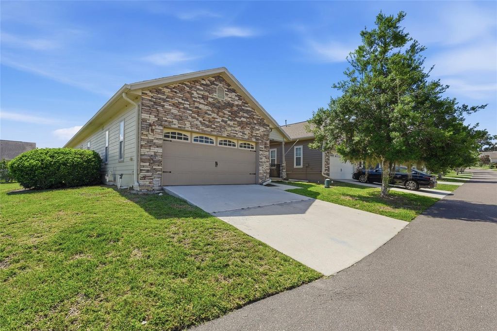 Photo of 1316 NW 120th Way, Gainesville, FL 32606 (MLS # GC541401)