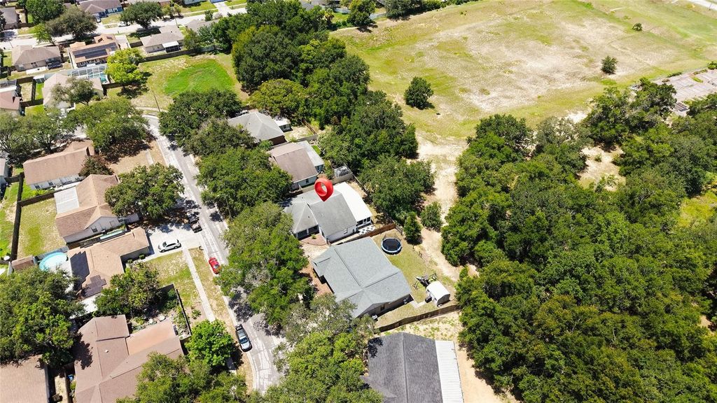 Photo of 1048 Malletwood Drive, Brandon, FL 33510 (MLS # TB8522170)