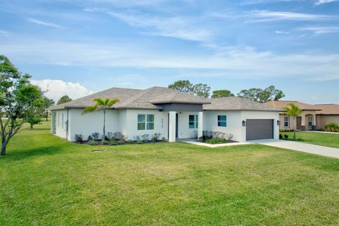 Photo of 6416 Concord Drive, Sebring, FL 33876 (MLS # L4952197)