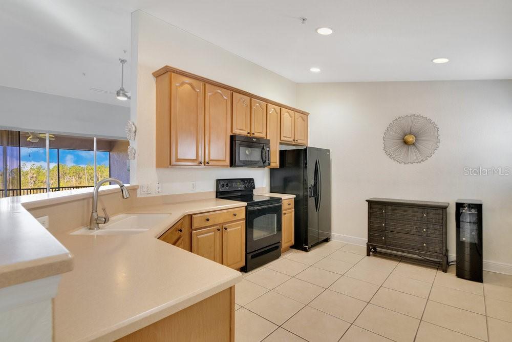 PROMENADES AT BELLATRAE CONDO PH 8 BLDG 32 - Residential