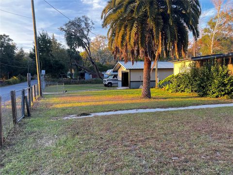 A home in OCKLAWAHA