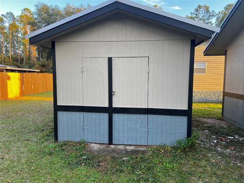 A home in OCKLAWAHA