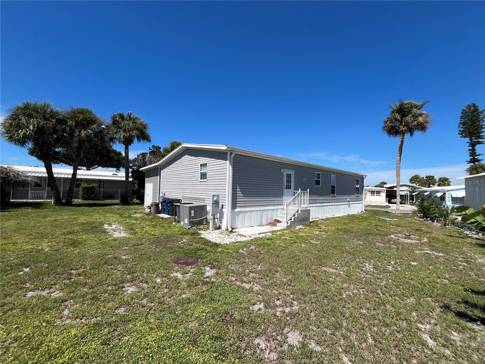214 COMO DRIVE