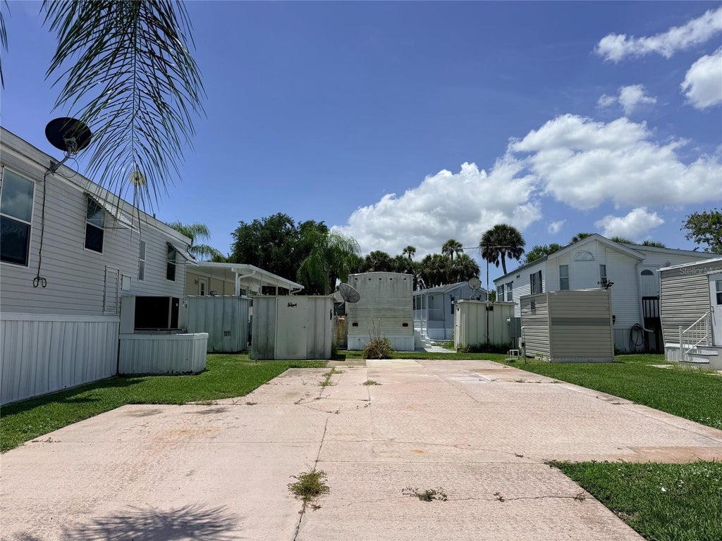 Photo of 2215 73rd Street E #348, Palmetto, FL 34221 (MLS # D6148095)