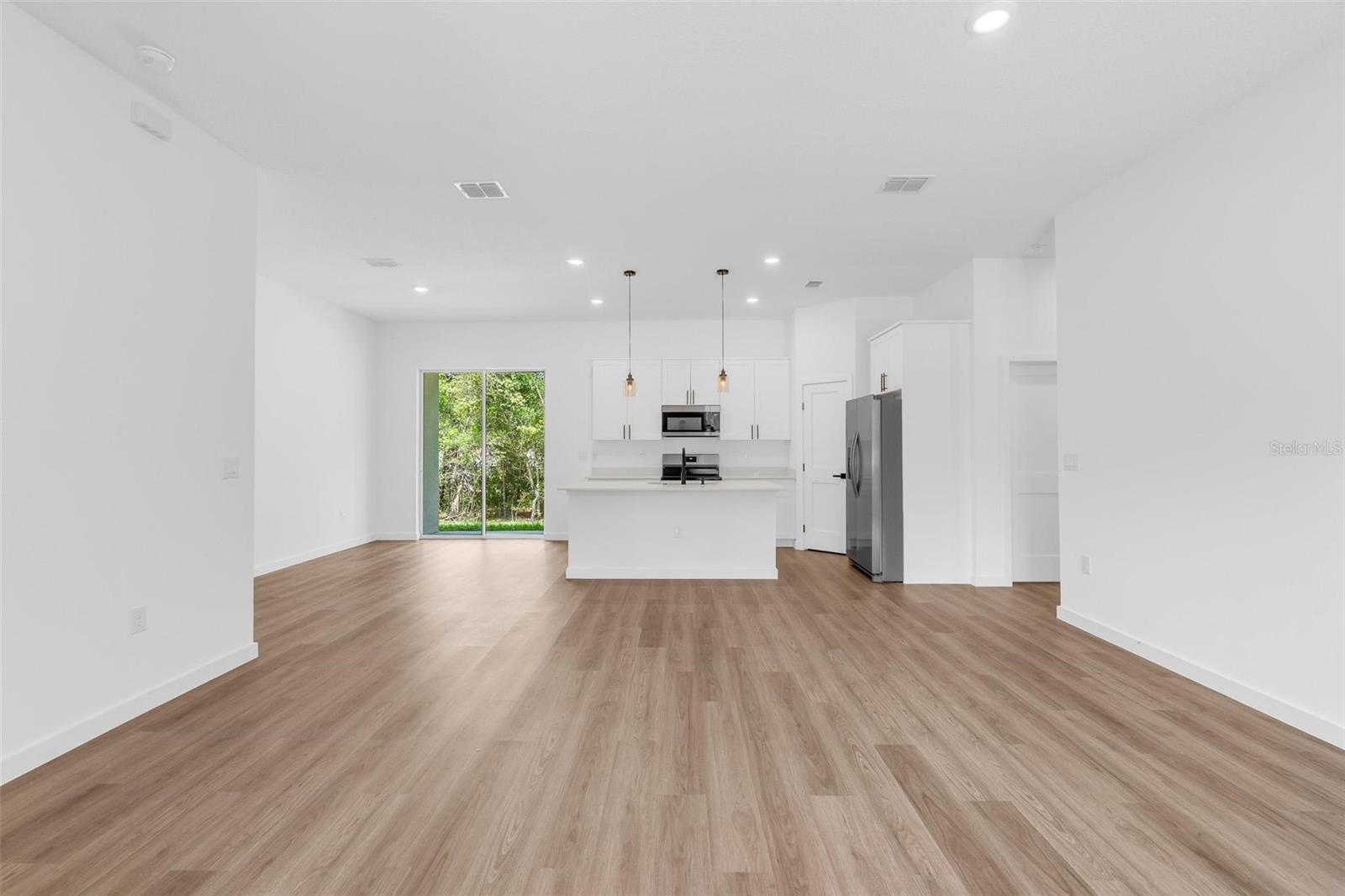 CITRUS SPGS UNIT 01 - Residential