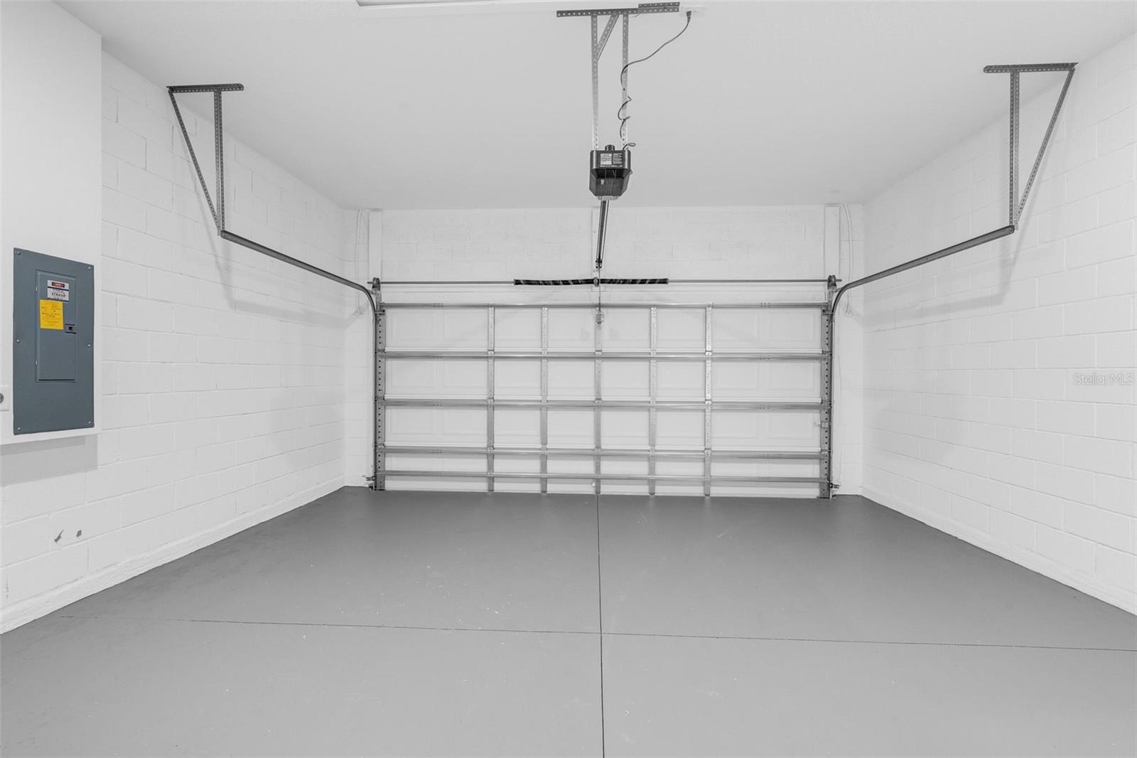 CITRUS SPGS UNIT 01 - Residential