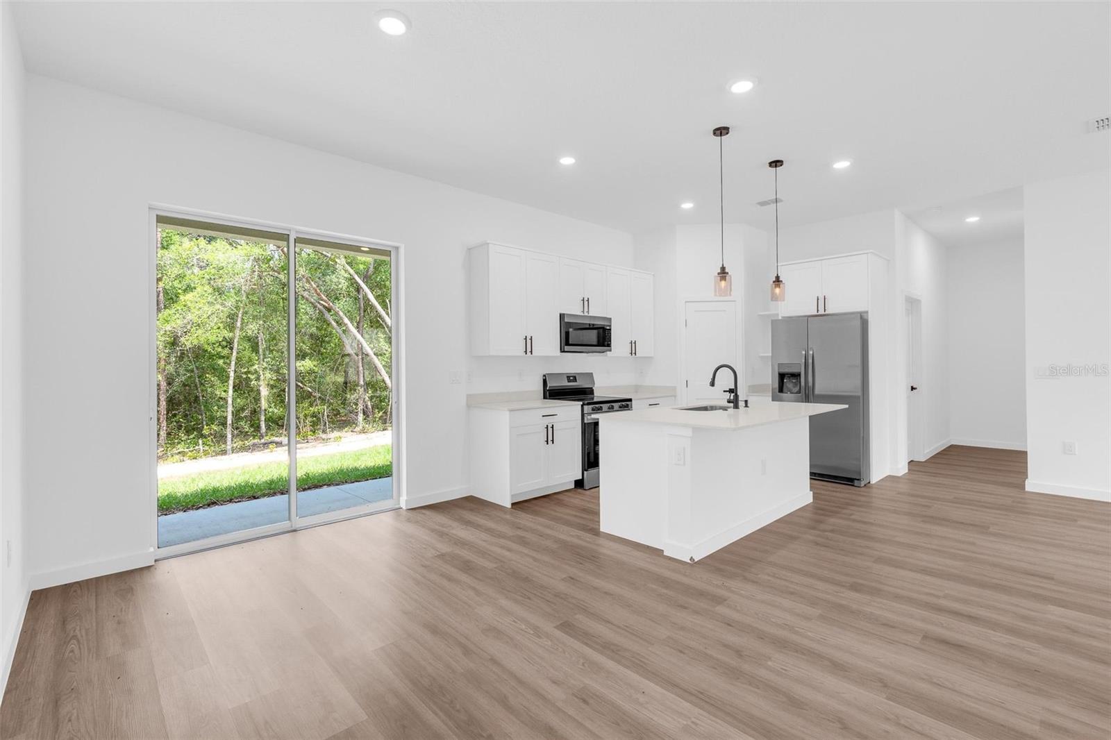 CITRUS SPGS UNIT 01 - Residential