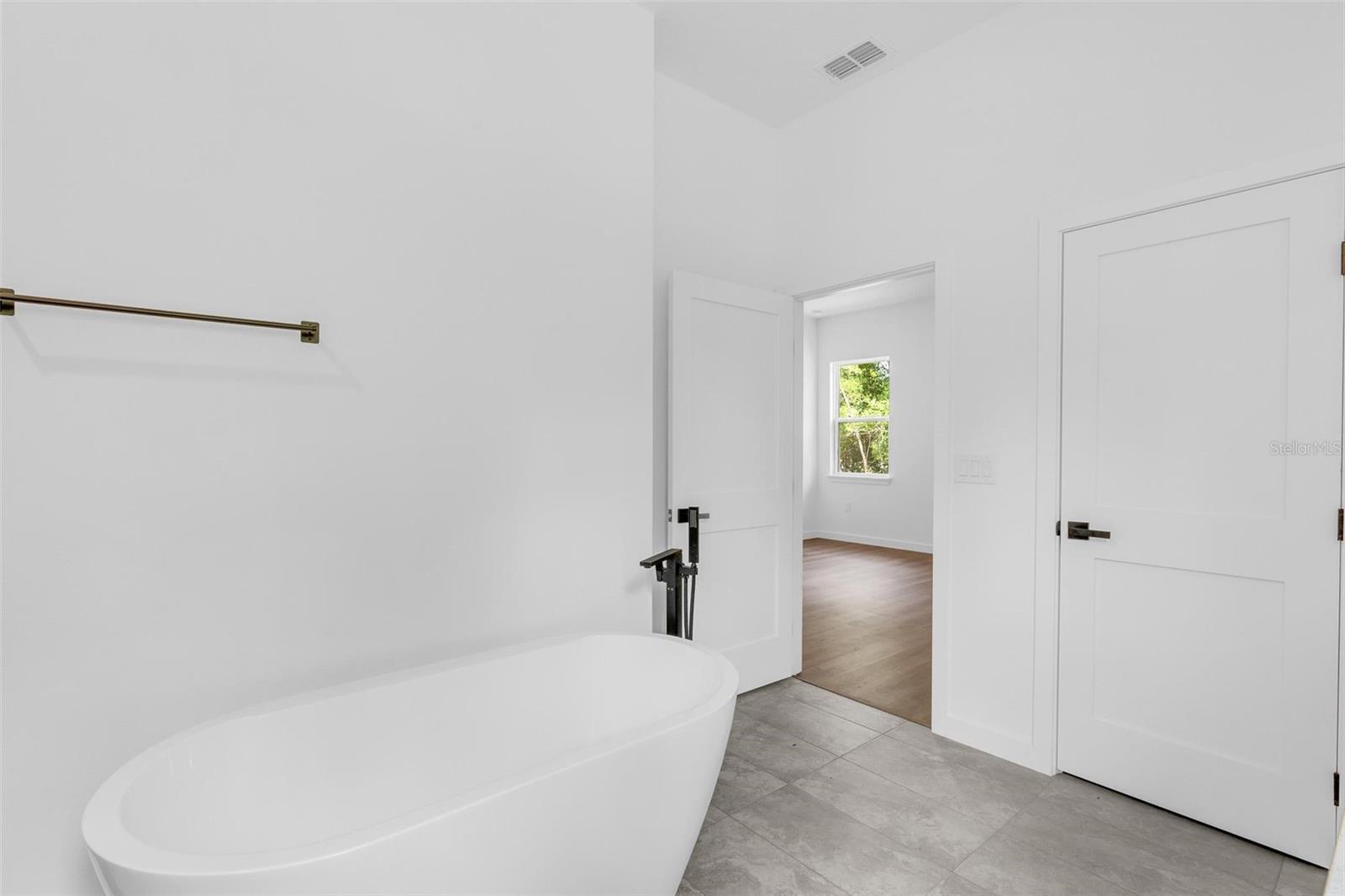 CITRUS SPGS UNIT 01 - Residential