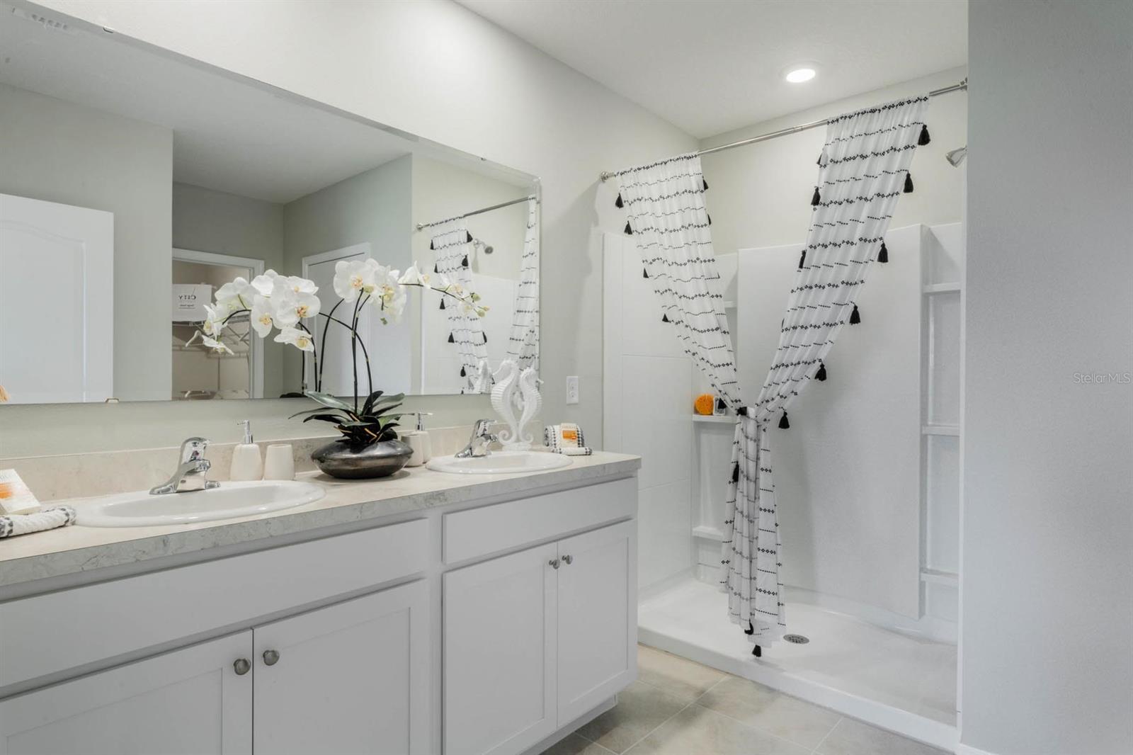 Coastal Woods Un D - Residential