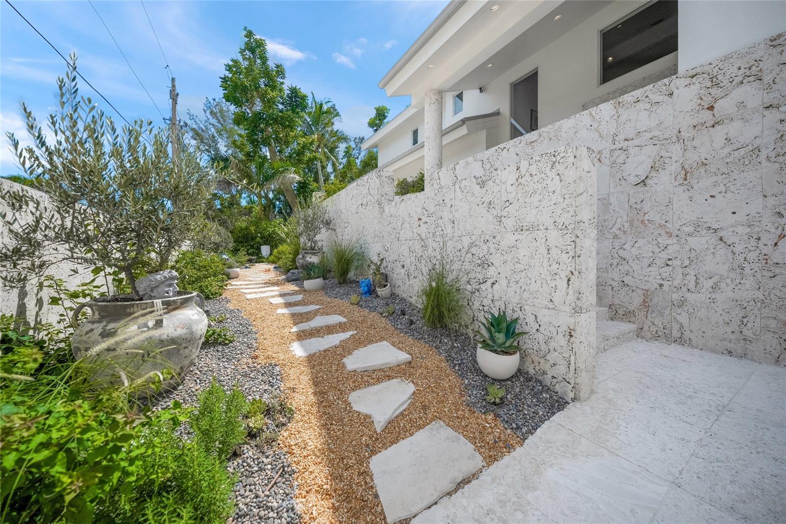 LIDO C - Residential