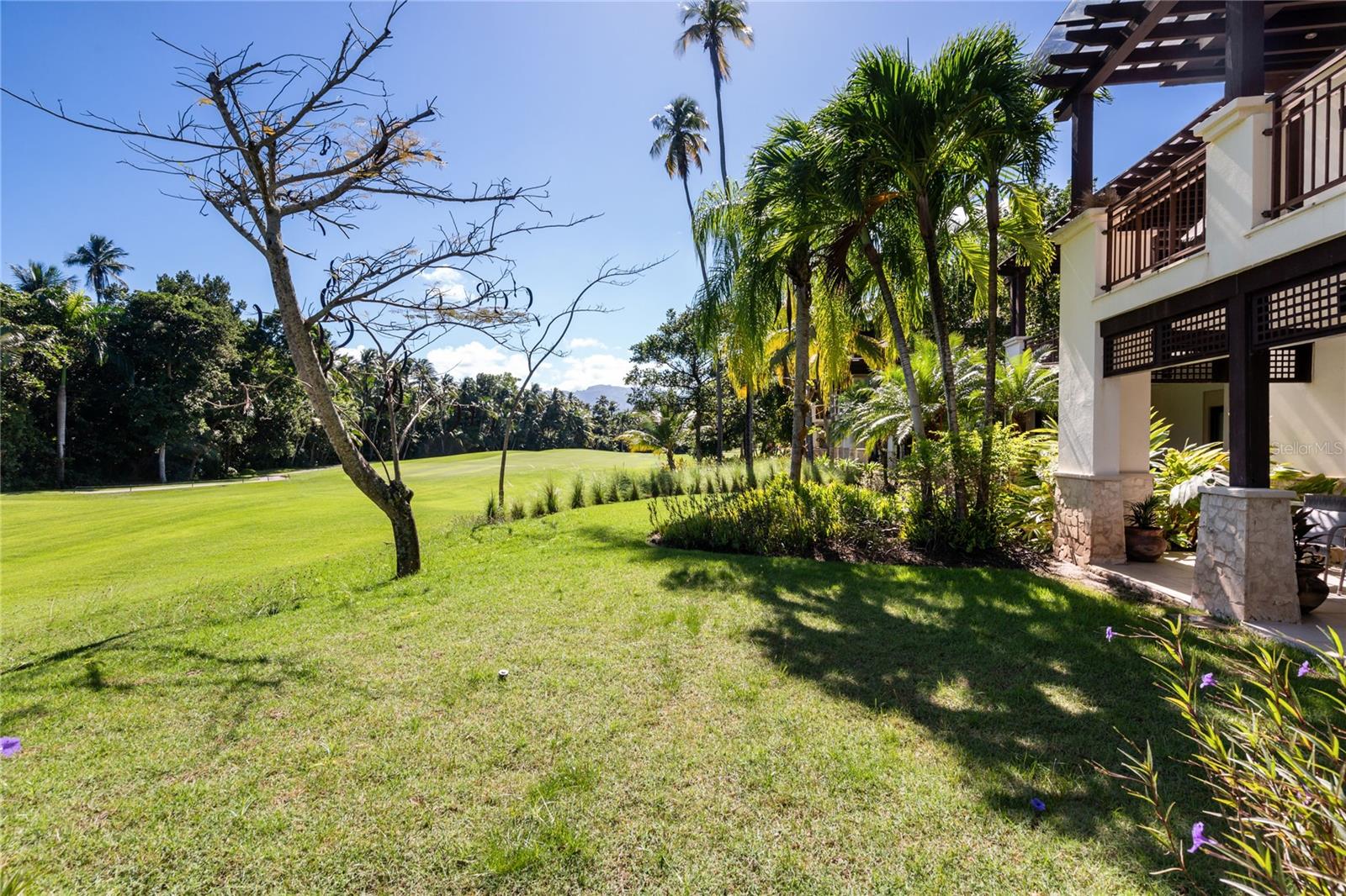 LAS VERANDAS HOME OWNER ASSOCIATION - Residential