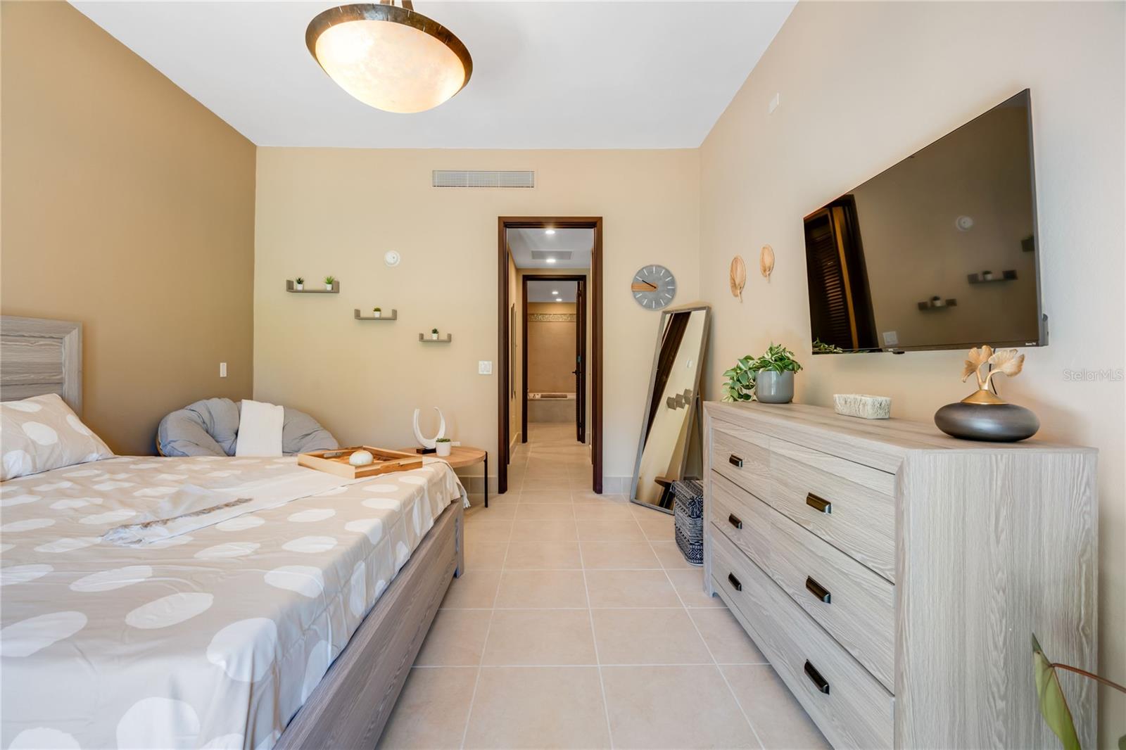 LAS VERANDAS HOME OWNER ASSOCIATION - Residential
